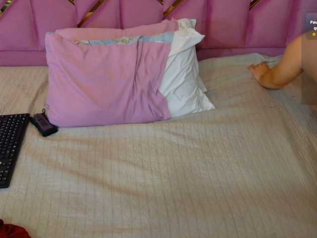 collegepawglovedaddy live cam on BongaCams