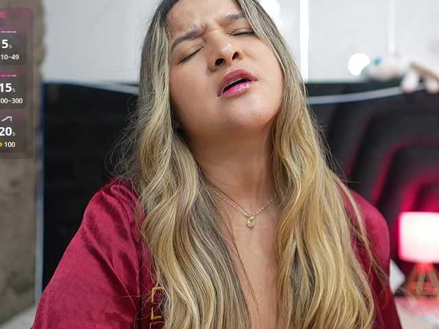 MEGANARIANAA live webcam show