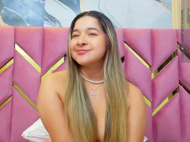 collegepawglovedaddy live cam on BongaCams