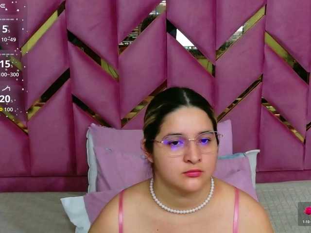 collegepawglovedaddy live cam on BongaCams