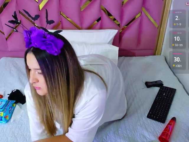 collegepawglovedaddy live cam on BongaCams