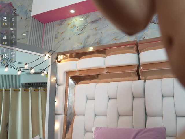 collegepawglovedaddy live cam on BongaCams