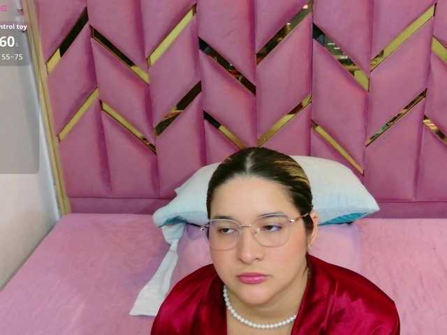 collegepawglovedaddy live cam on BongaCams