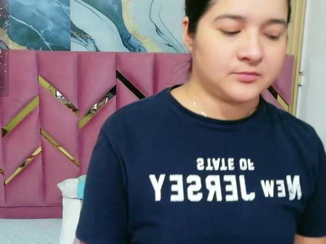 collegepawglovedaddy live cam on BongaCams
