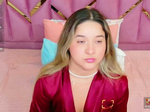 collegepawglovedaddy live cam on BongaCams