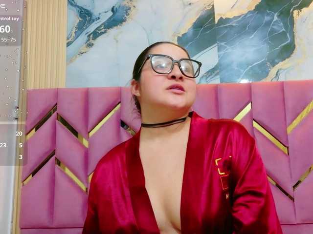 collegepawglovedaddy live cam on BongaCams