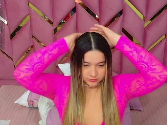 collegepawglovedaddy live cam on BongaCams