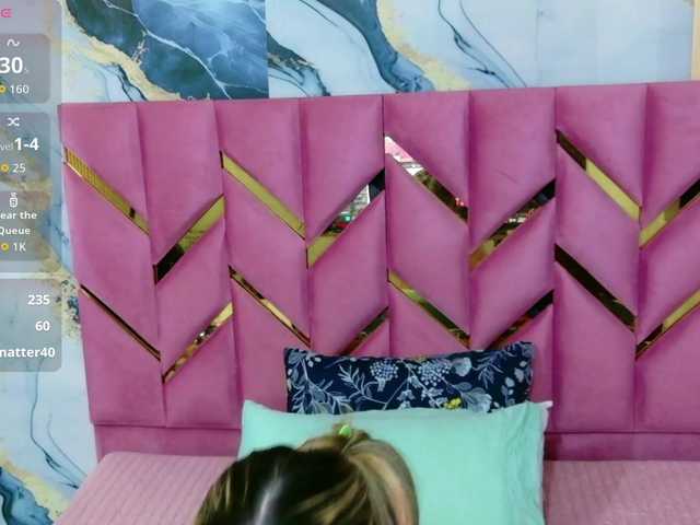 collegepawglovedaddy live cam on BongaCams