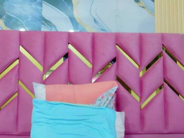 collegepawglovedaddy live cam on BongaCams