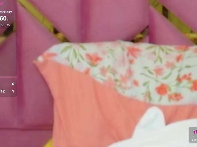 collegepawglovedaddy live cam on BongaCams