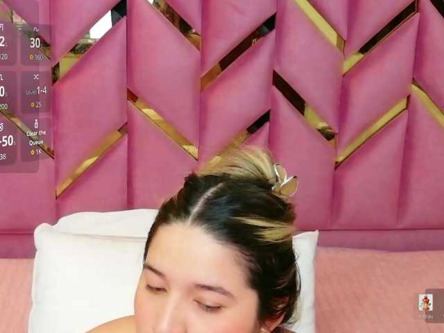collegepawglovedaddy live cam on BongaCams
