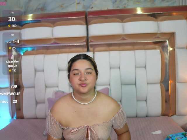 collegepawglovedaddy live cam on BongaCams