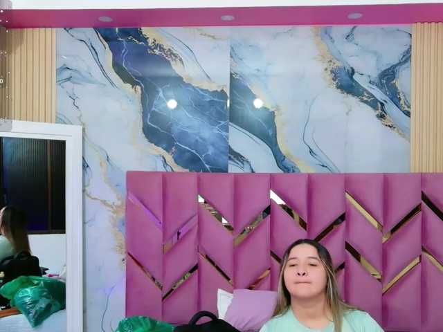 collegepawglovedaddy live cam on BongaCams