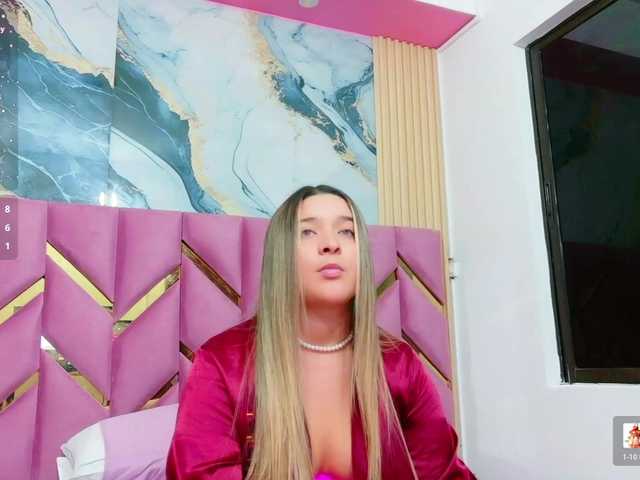 collegepawglovedaddy live cam on BongaCams