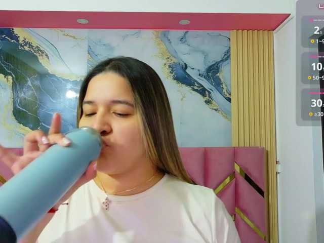 collegepawglovedaddy live cam on BongaCams