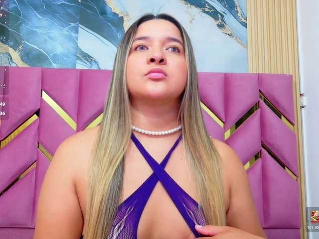 collegepawglovedaddy live cam on BongaCams