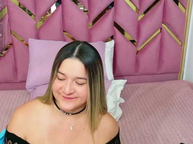 collegepawglovedaddy live cam on BongaCams