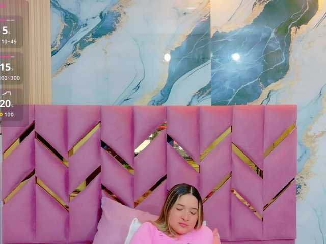 collegepawglovedaddy live cam on BongaCams