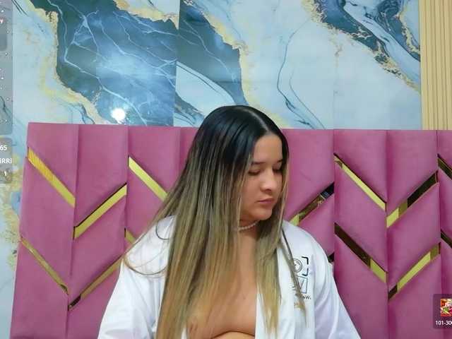 collegepawglovedaddy live cam on BongaCams