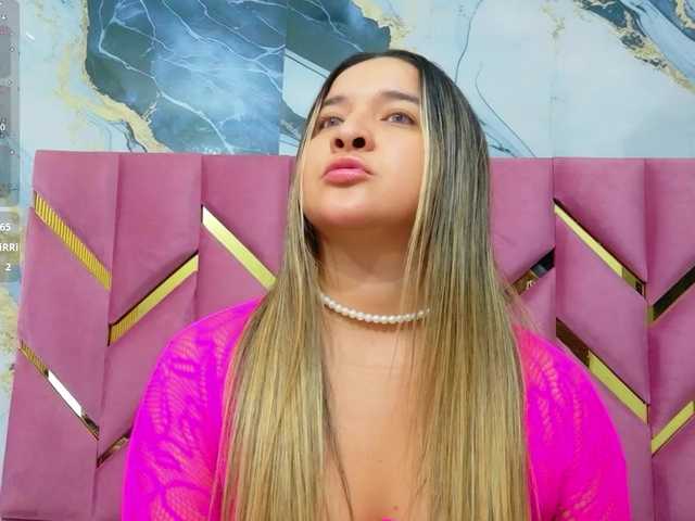 collegepawglovedaddy live cam on BongaCams
