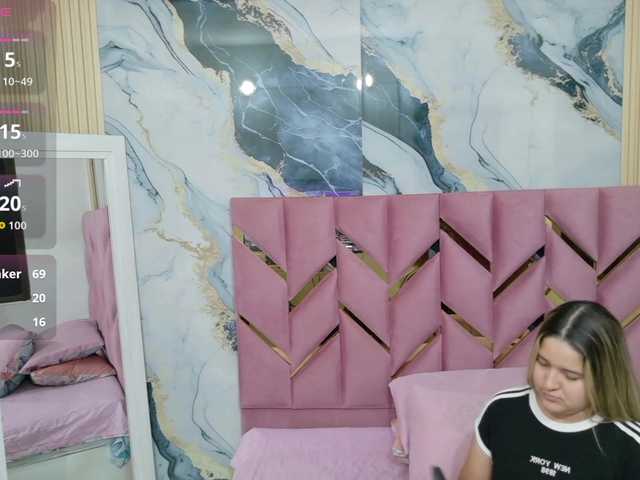 collegepawglovedaddy live cam on BongaCams
