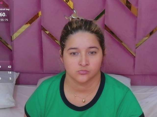 collegepawglovedaddy's BongaCams show and profile