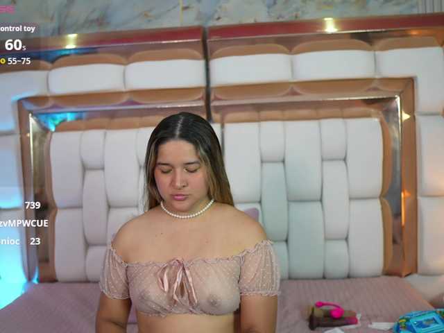 collegepawglovedaddy live cam on BongaCams