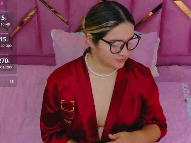 MEGANARIANAA webcam