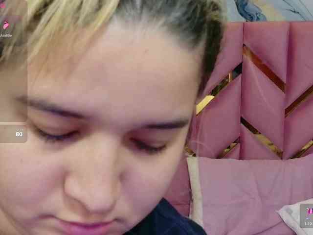 MEGANARIANAA webcam