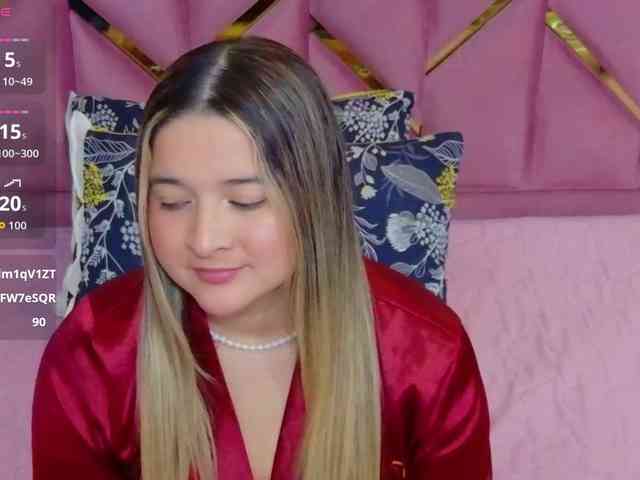 MEGANARIANAA webcam