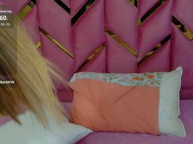 collegepawgloved... Live Webcam on BongaCams
