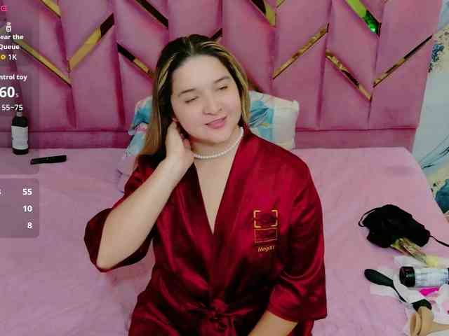 This model is live right now. collegepawglovedaddy