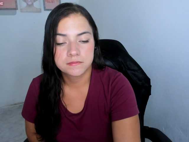 ivyy-scott live cam on BongaCams