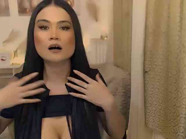 xqueenofqueenx Sex Cam Show