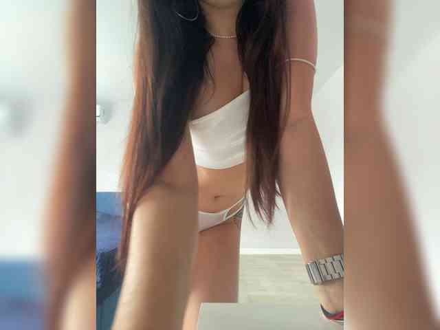 Alinka222 webcam