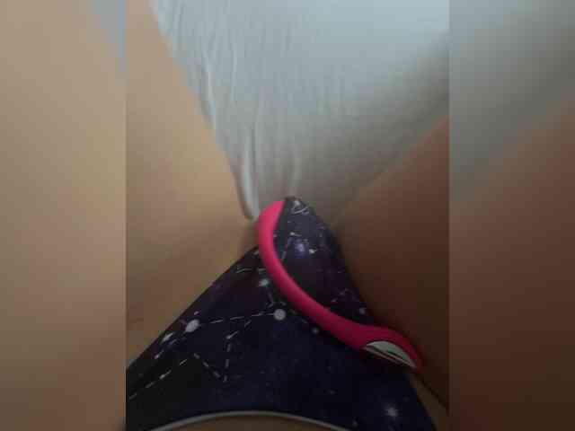 Alinka222 webcam