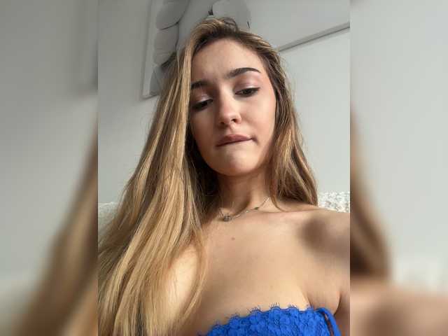 -Lana-Chester- live webcam show