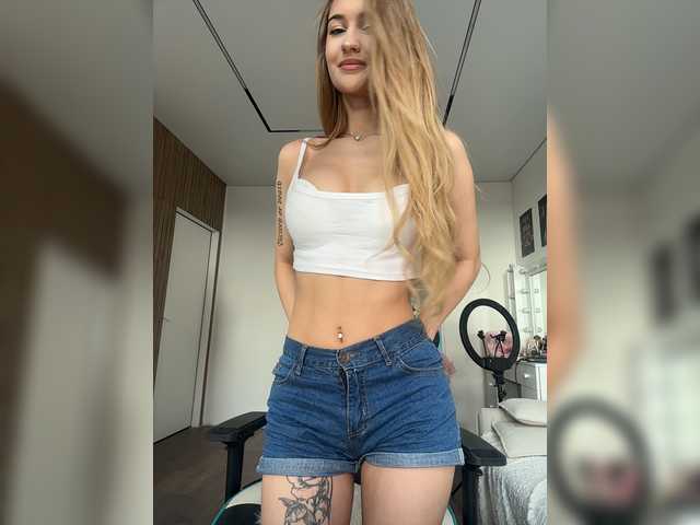 -Lana-Chester-