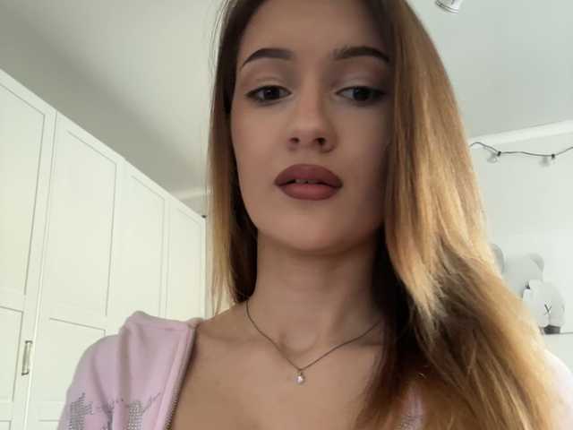  -Lana-Chester- chat room