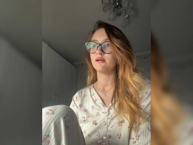  -Lana-Chester- chat room