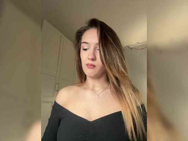 -Lana-Chester- webcam