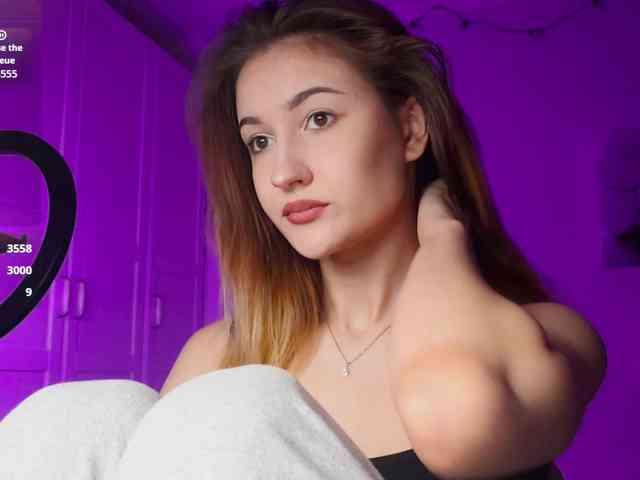 -Lana-Chester- webcam