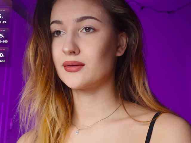 -Lana-Chester- webcam