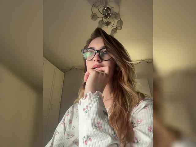 -Lana-Chester- webcam