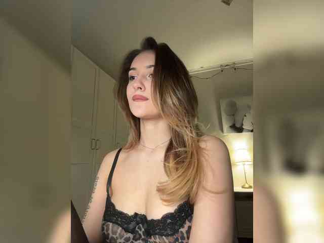 Model: -Lana-Chester-