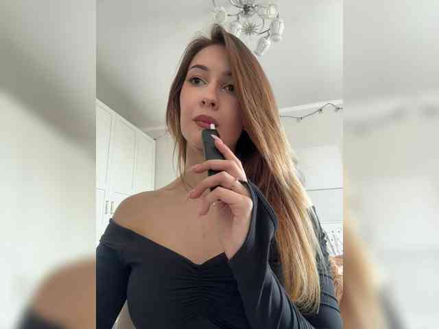 -Lana-Chester- webcam