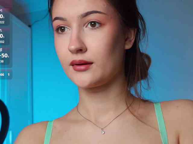 -Lana-Chester- webcam