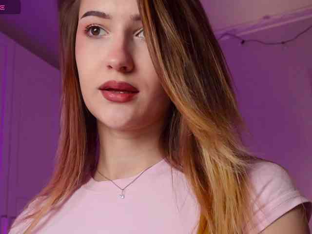 -Lana-Chester- live show