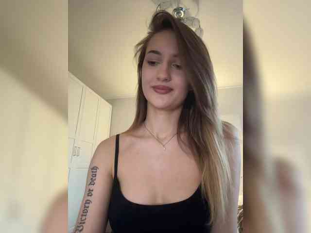-Lana-Chester- webcam