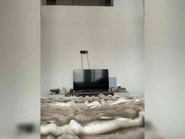 -Lana-Chester- webcam